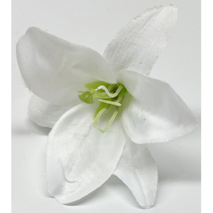 Lilie, barva bílá. Květina umělá vazbová. Cena za balení 12ks.