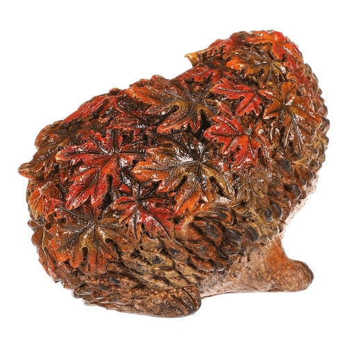 Ježek s barevnými lístky - polyresin, oranžovo-hnědý