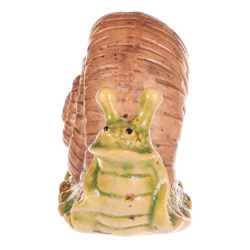 Šnek - keramická figurka, zelený s hnědou ulitou