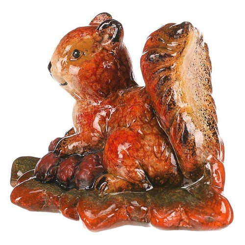 Veverka se siškami na listu - keramika, oranžovo-hnědá