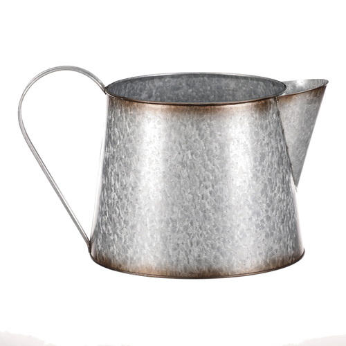 Kovový obal na květiny, tvar konve. Design s růžemi.